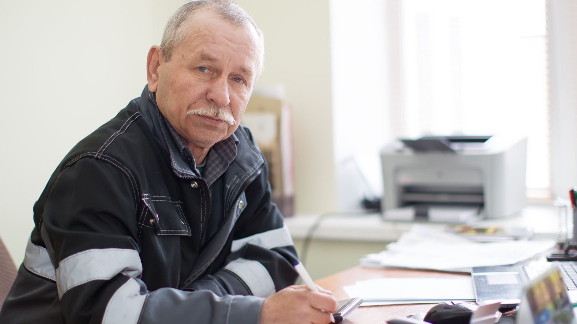 Employment 55+ An elderly employee